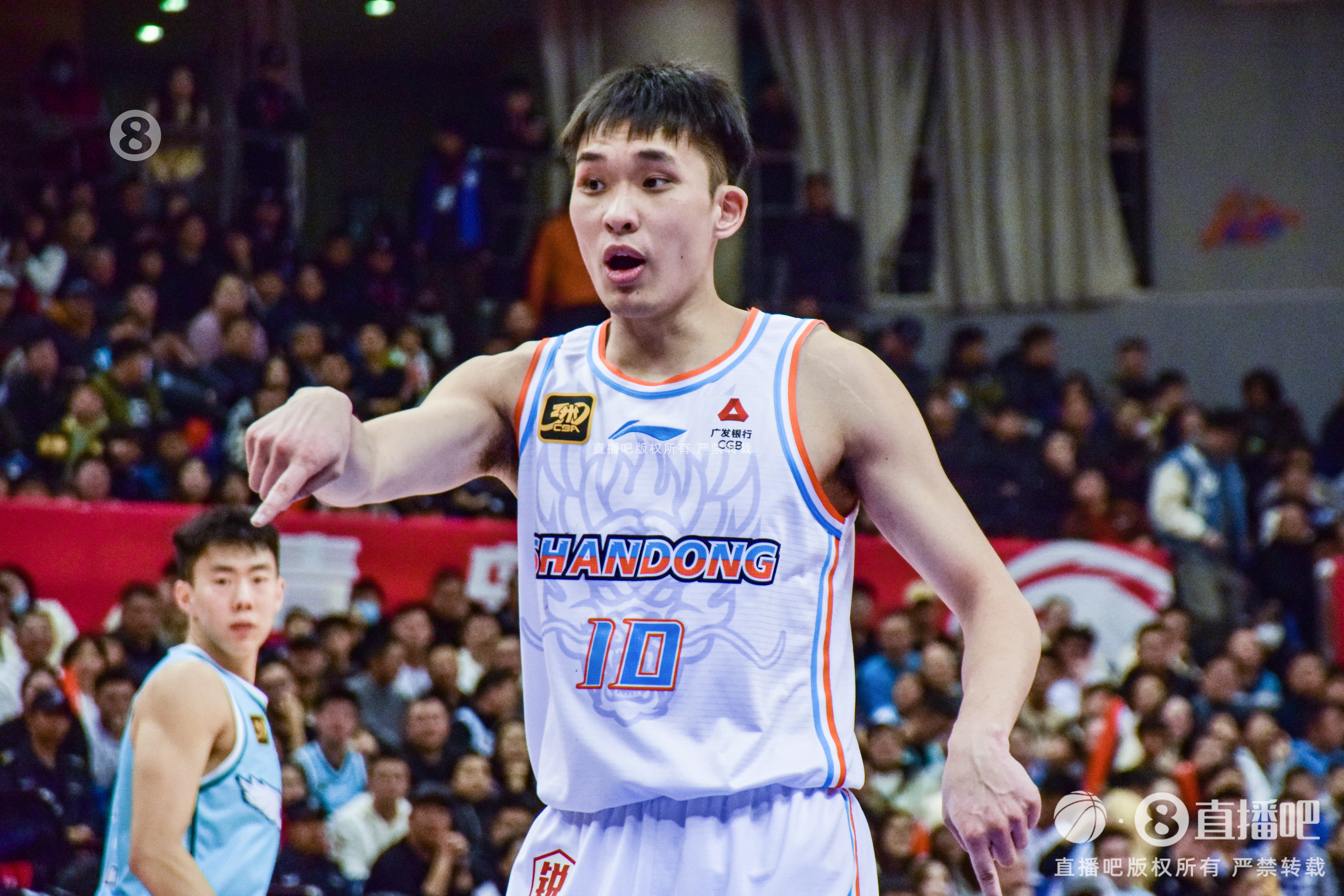 攻防俱佳！状元秀谢智杰7中5拿到16分3板3助5断 三分3中3