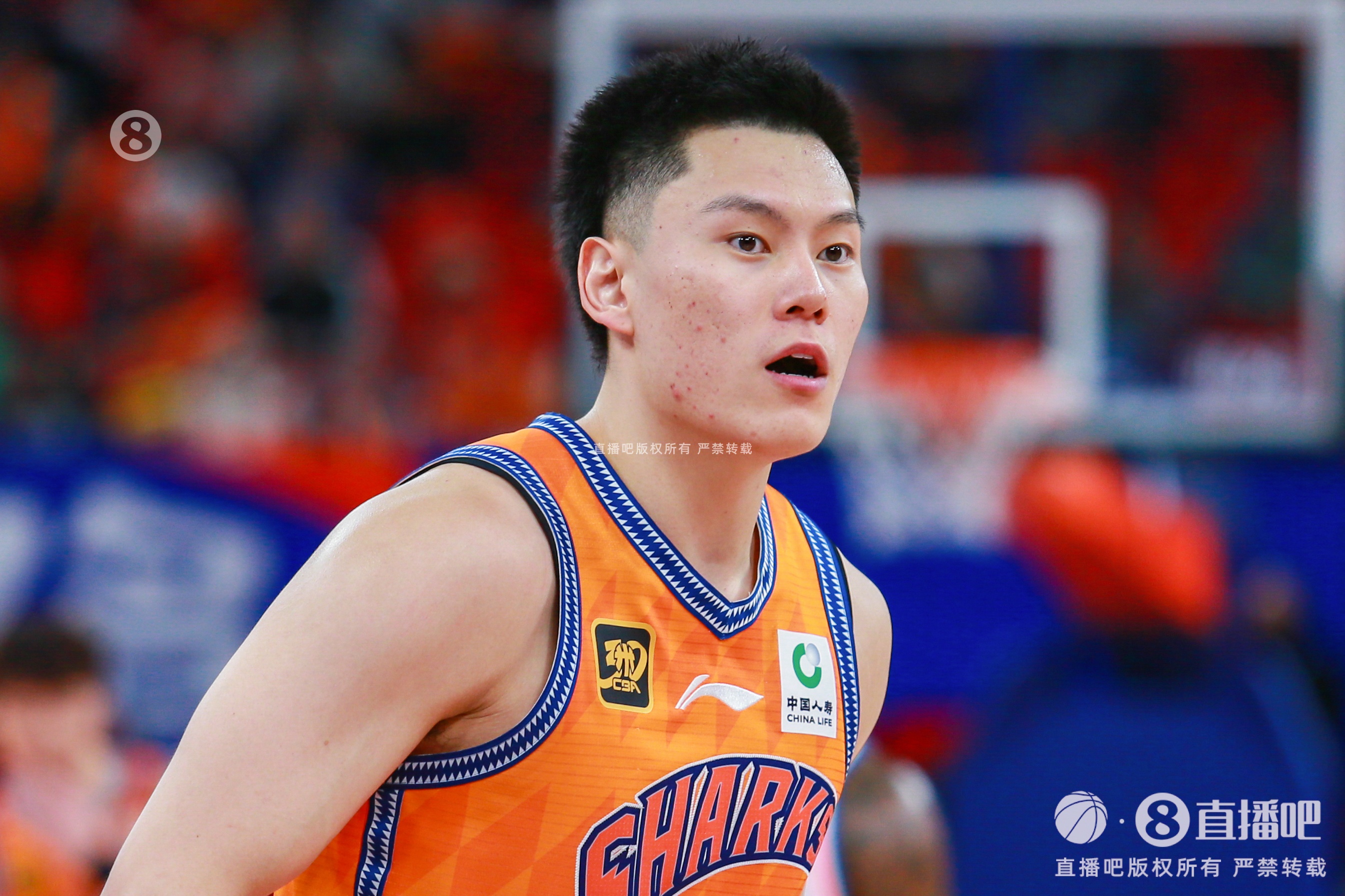 尽力局！李弘权9中6拿到17分 三分7中5